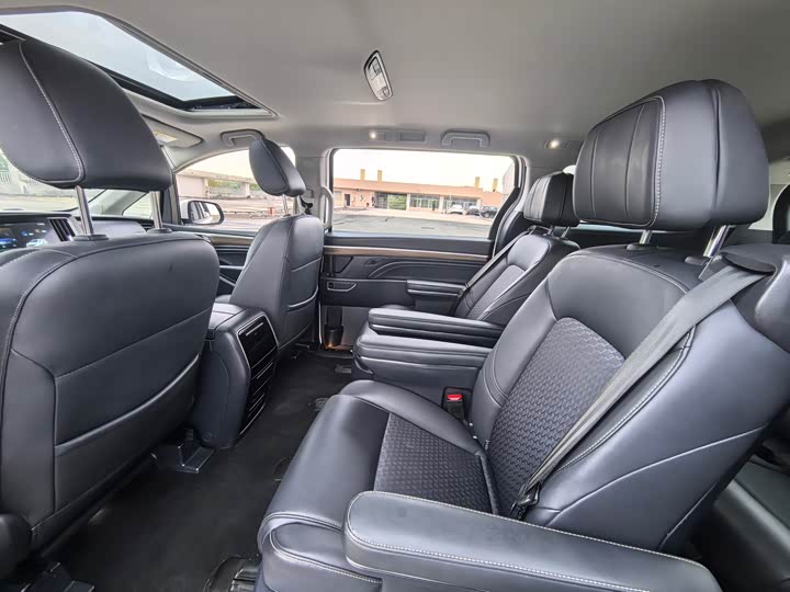 Photo 7 - GAC Trumpchi M8