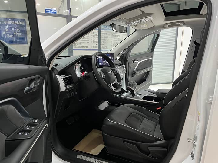 Фото 8 - Haval H6