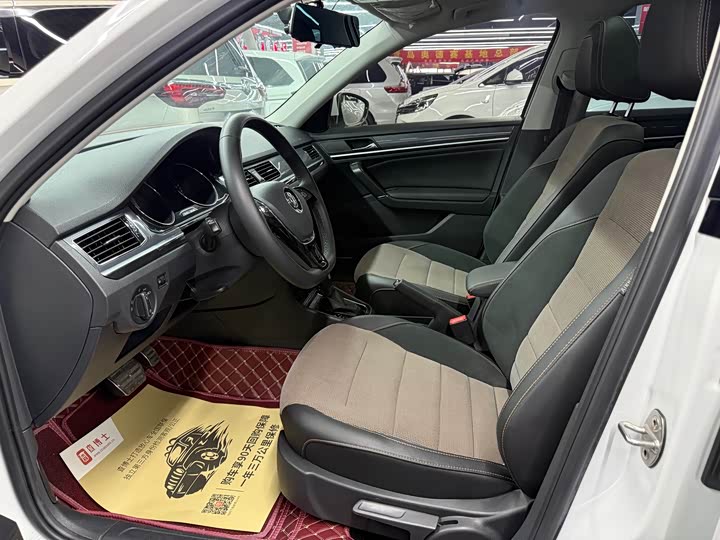 Фото 4 - Volkswagen C-Trek