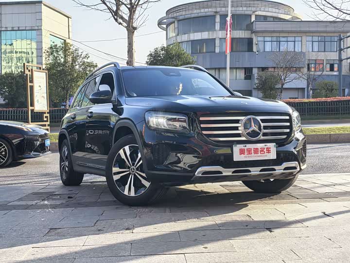 Фото 3 - Mercedes-Benz GLB-Class