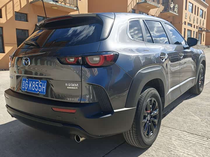Фото 7 - Mazda CX-50