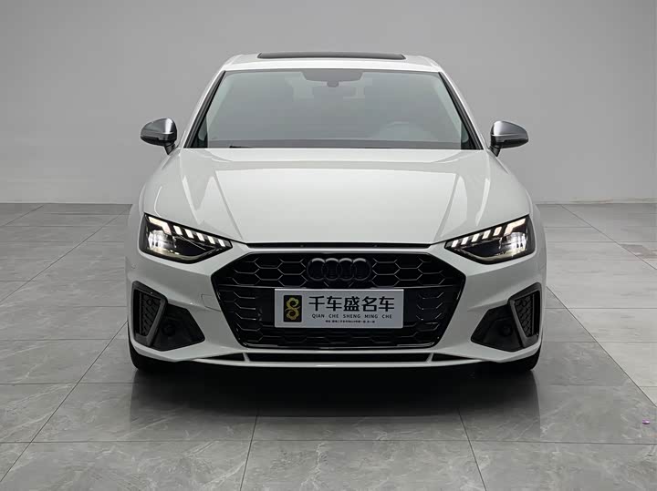 Фото 2 - Audi A4L