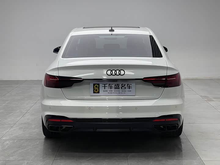 Фото 5 - Audi A4L