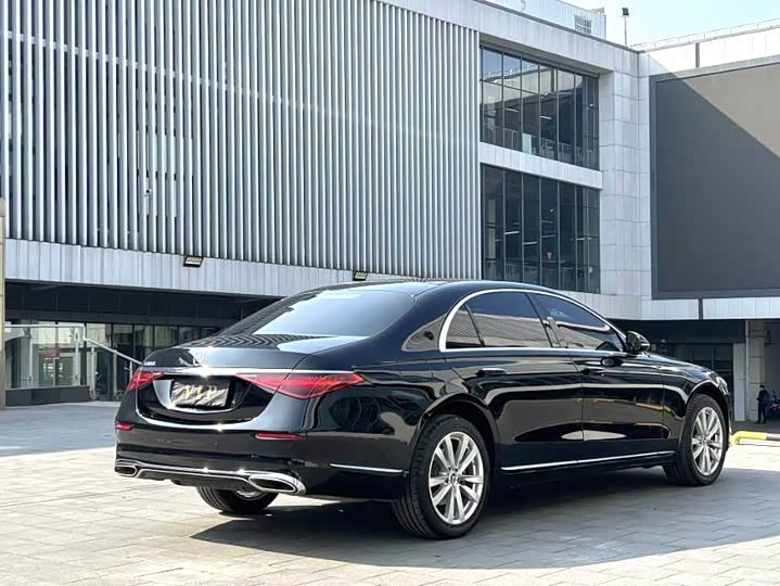 Фото 7 - Mercedes-Benz S-Class