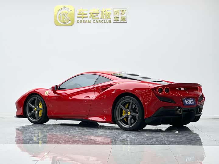 Photo 6 - Ferrari F8