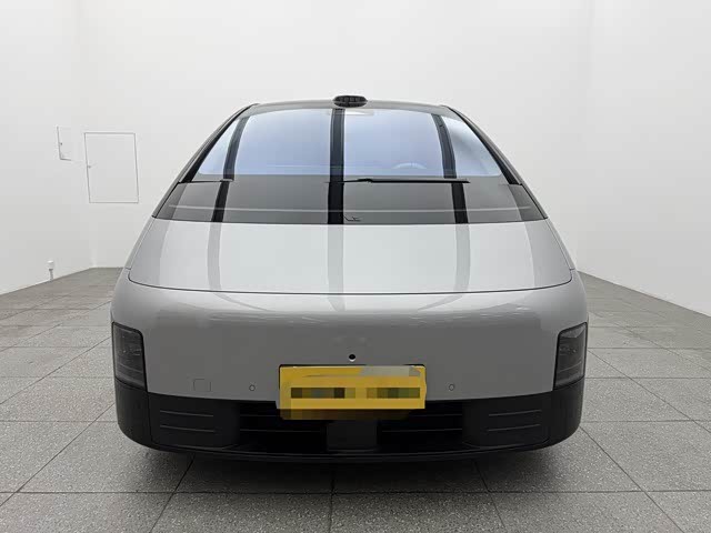 Фото 2 - LiXiang Mega