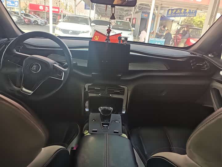 Фото 4 - BYD Qin Plus