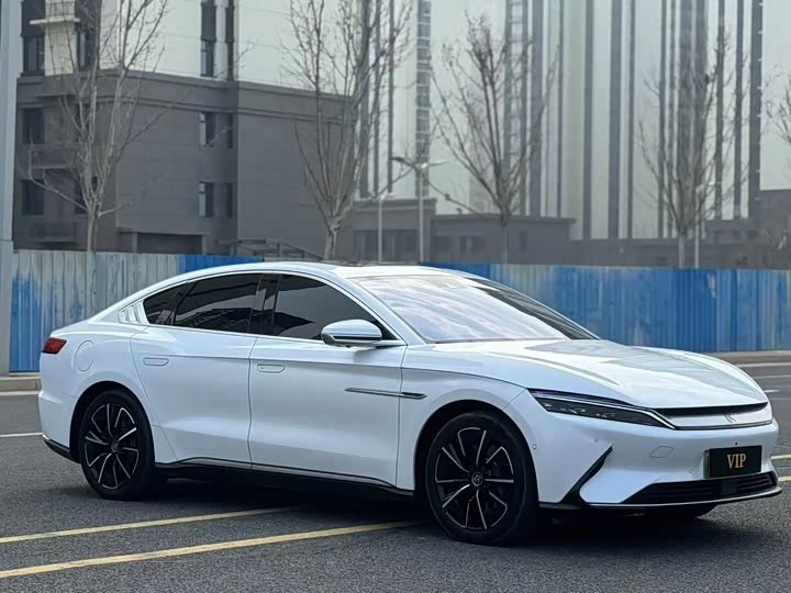 Фото 1 - BYD Han