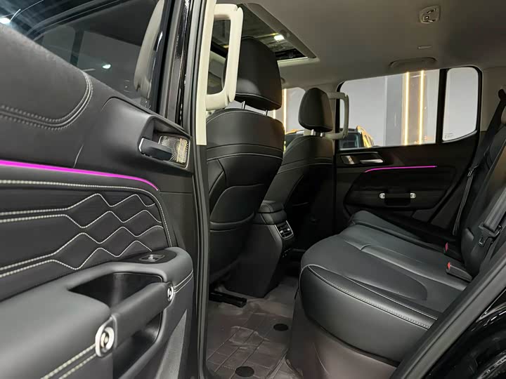 Фото 8 - Tank 300 Hybrid