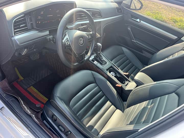 Фото 7 - Volkswagen Lamando L