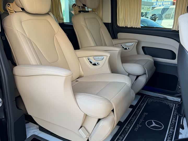 Фото 8 - Mercedes-Benz Vito