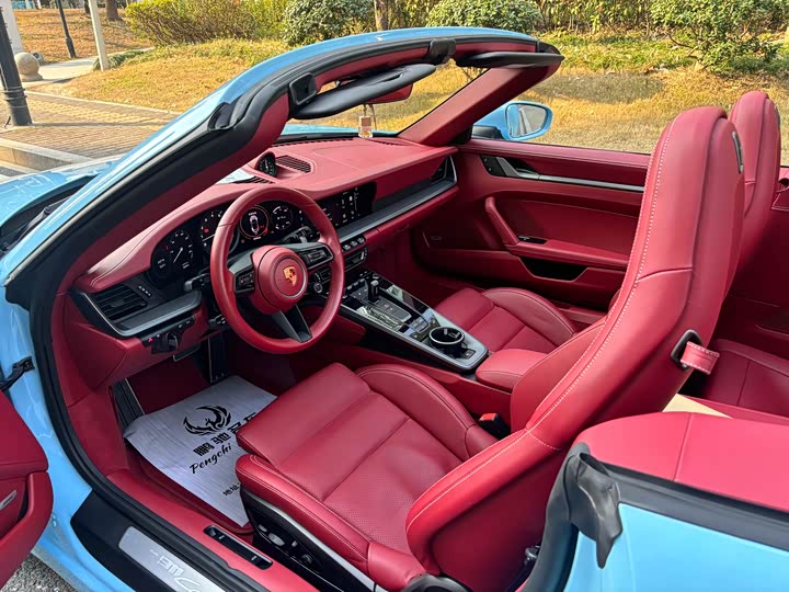 Фото 7 - Porsche 911