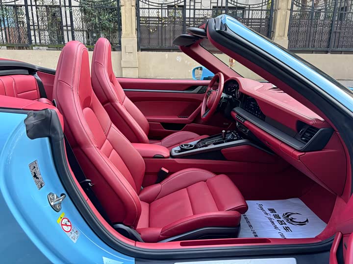 Фото 8 - Porsche 911