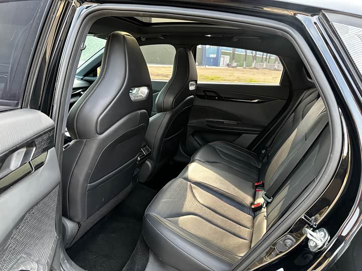 Фото 5 - Changan UNI-V