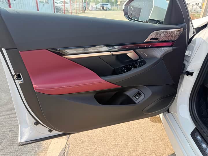 Фото 6 - BMW 5 Series