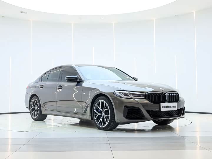 Фото 2 - BMW 5 Series