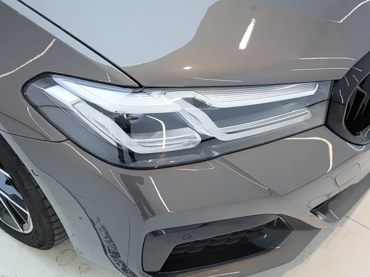 Фото 8 - BMW 5 Series