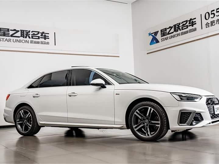 Фото 6 - Audi A4L