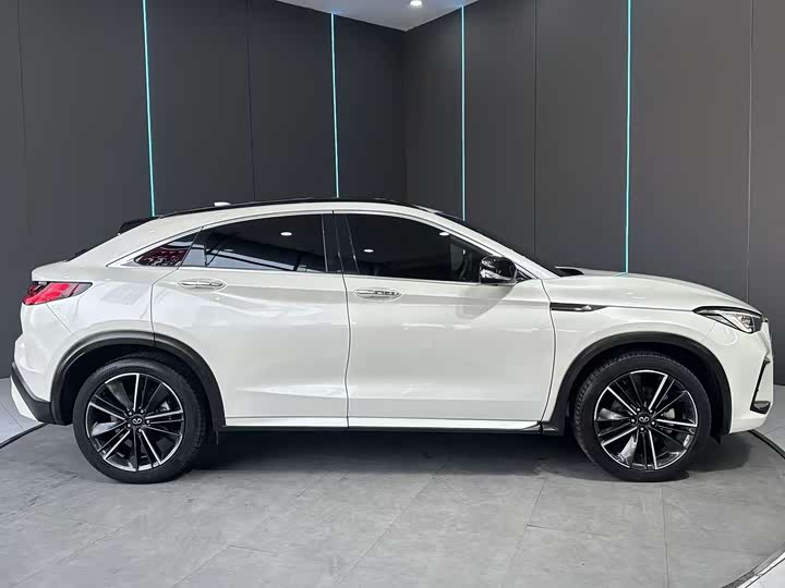 Фото 5 - Infiniti QX55