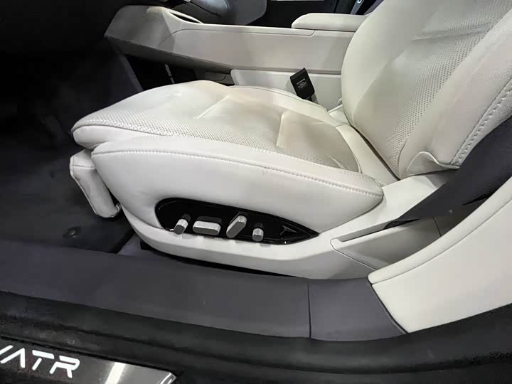 Фото 7 - Avatr 12