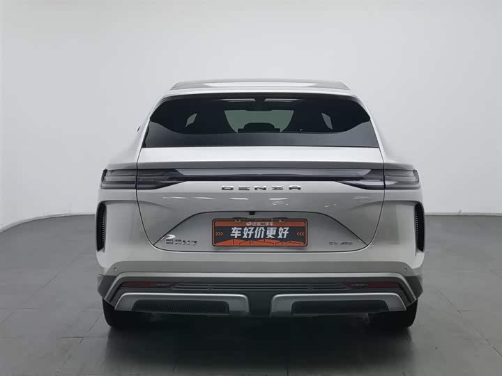 Фото 4 - Denza N7