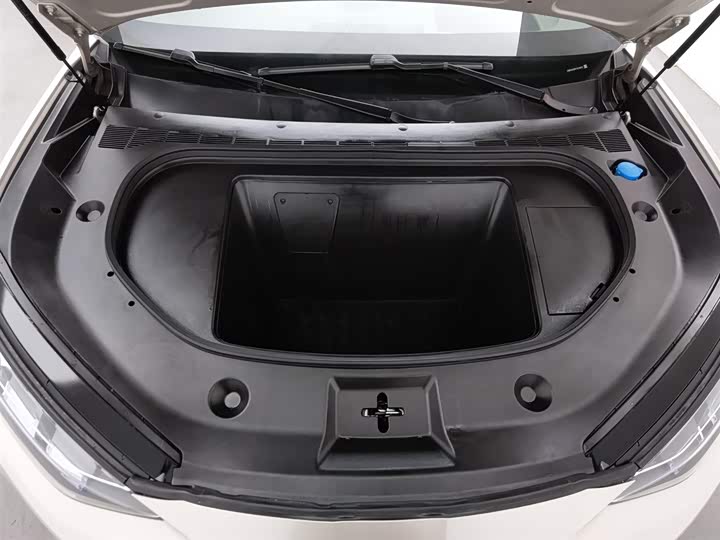 Фото 6 - Denza N7