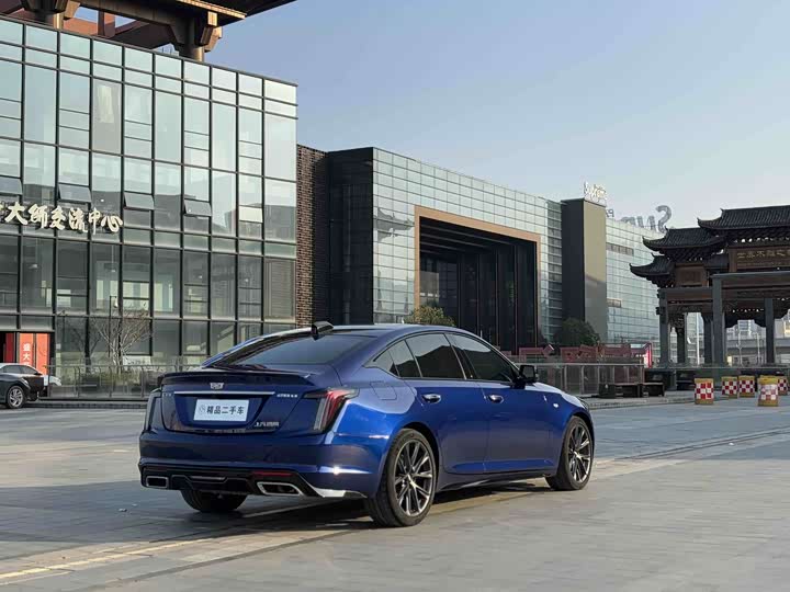 Фото 9 - Cadillac CT5