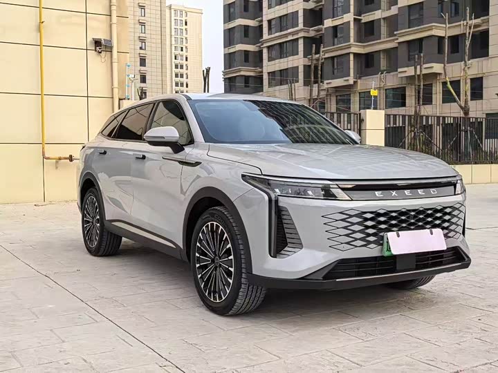 Фото 3 - Exeed RX C-DM Hybrid