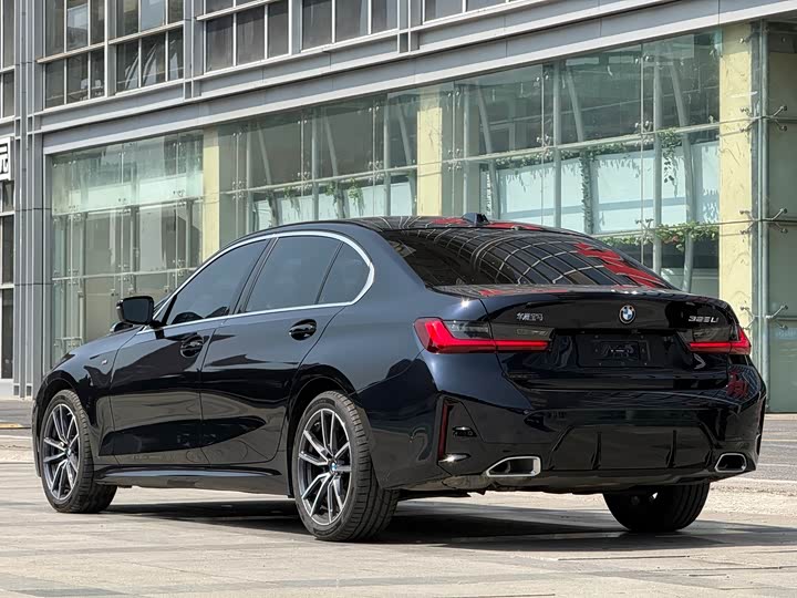 Фото 3 - BMW 3 Series