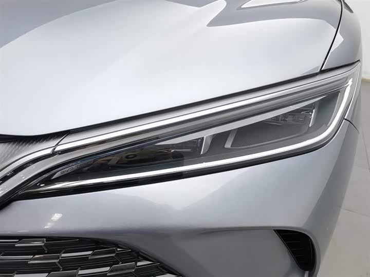 Photo 7 - BYD Song L DM-i Hybrid