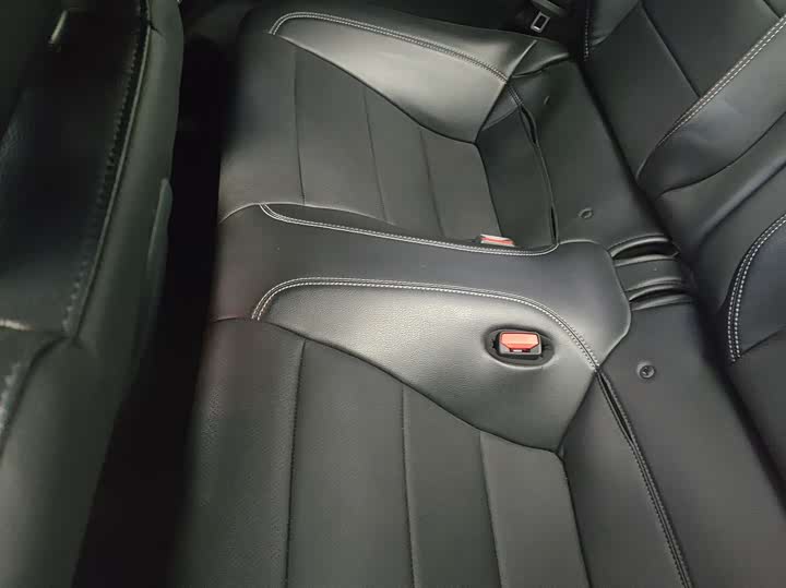 Фото 7 - Ford Mustang