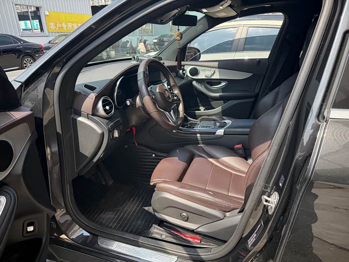 Фото 4 - Mercedes-Benz GLC-Class