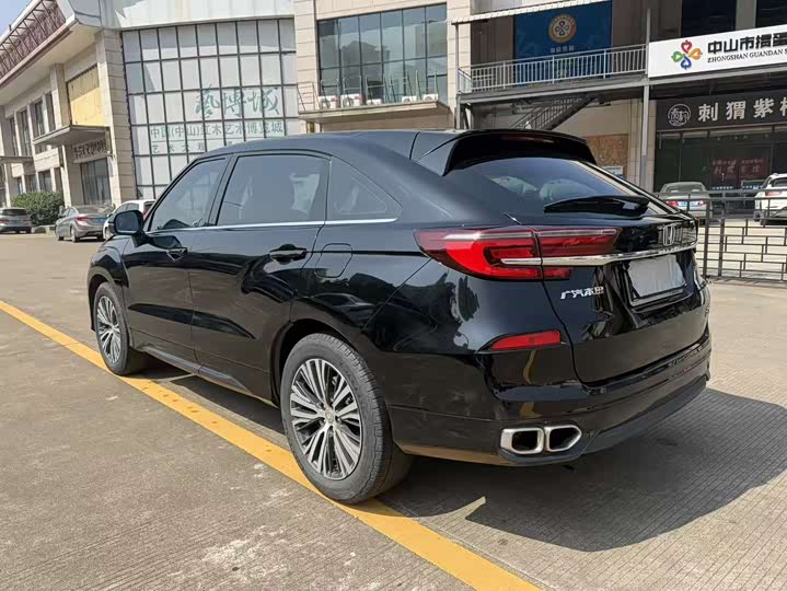 Фото 3 - Honda Avancier