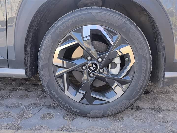 Фото 6 - Hyundai ix35 (Mufasa)