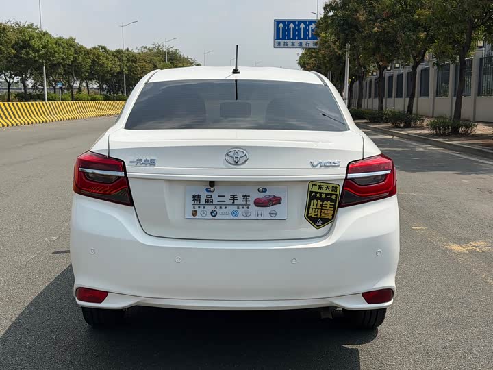 Photo 8 - Toyota Vios