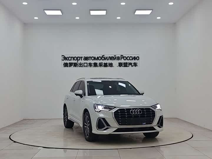 Фото 3 - Audi Q3