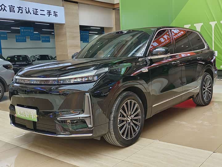 Фото 1 - Geely Galaxy M9