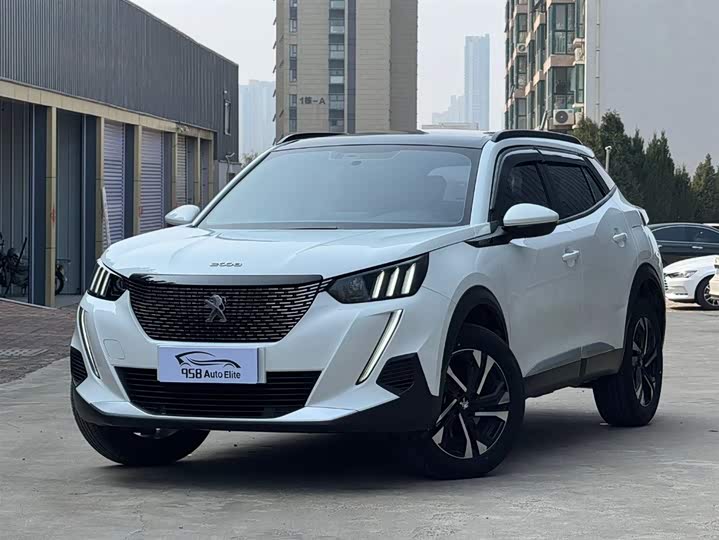 Фото 1 - Peugeot 2008