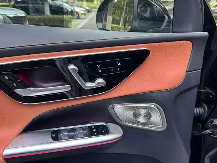 Фото 4 - Mercedes-Benz GLC-Class