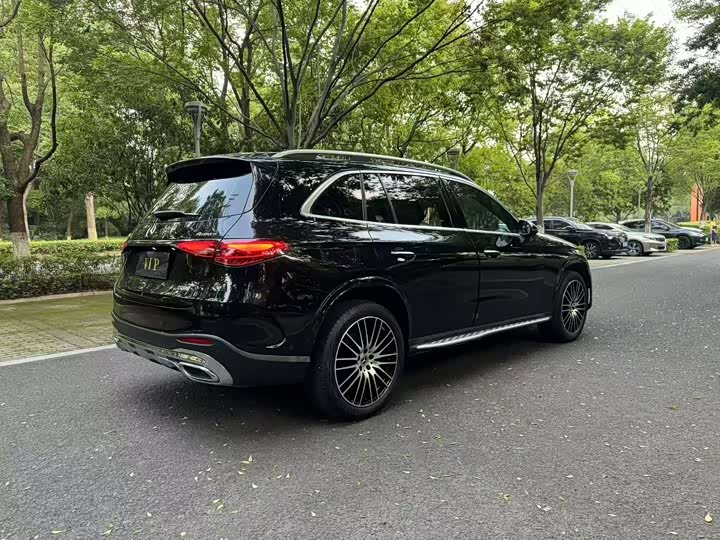 Фото 8 - Mercedes-Benz GLC-Class