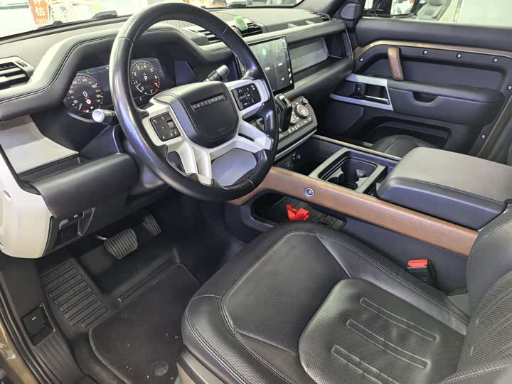 Фото 3 - Land Rover Defender