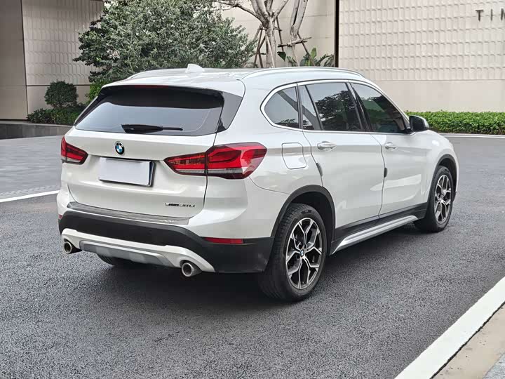 Фото 4 - BMW X1