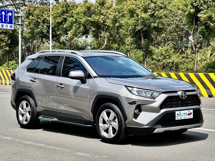 Toyota RAV4 2021 2021款 2.0L CVT两驱风尚版