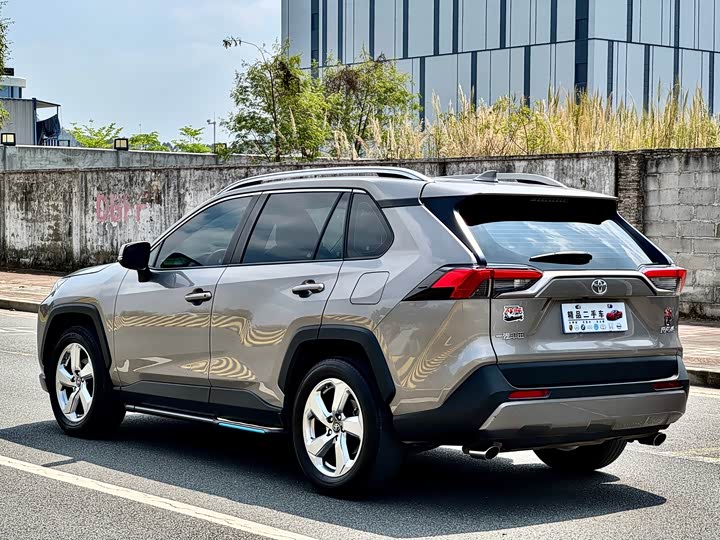 Toyota RAV4 2021 2021款 2.0L CVT两驱风尚版