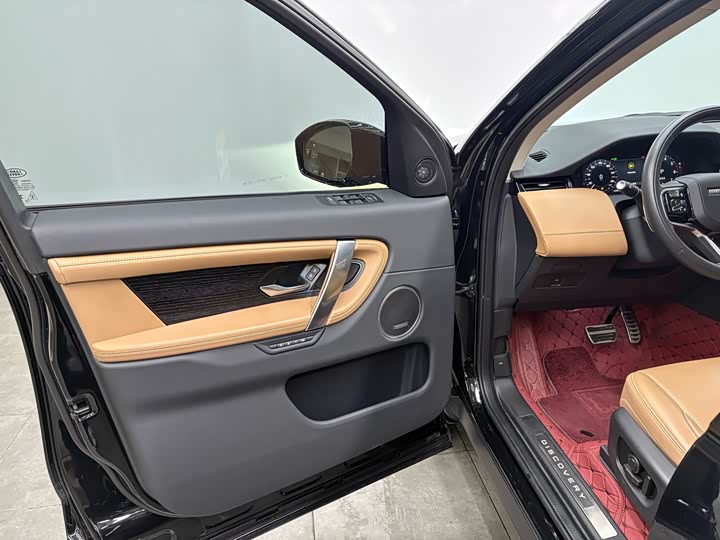 Фото 7 - Land Rover Discovery Sport