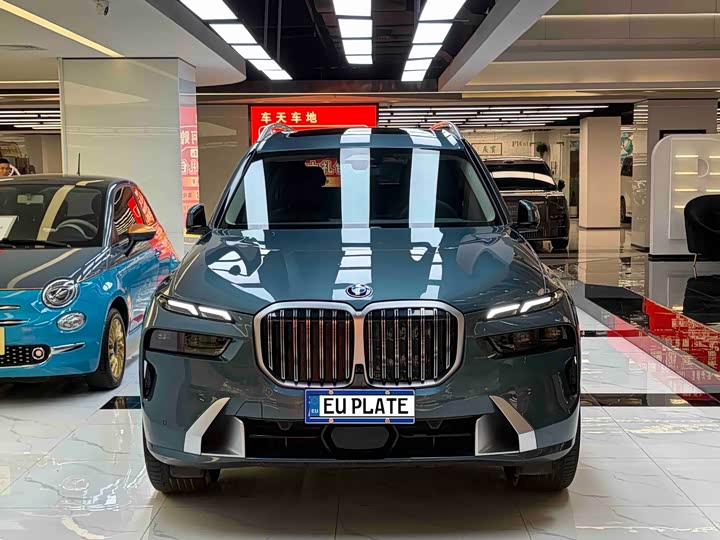 Фото 3 - BMW X7