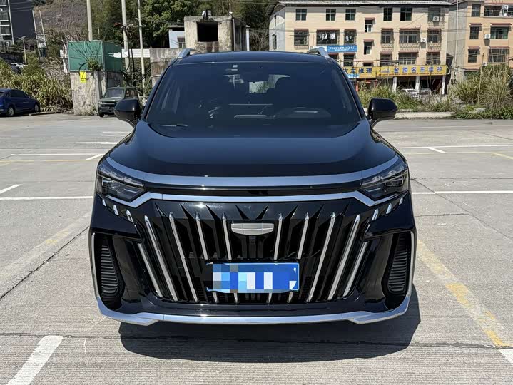 Фото 2 - Geely Okavango L