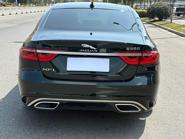 Фото 5 - Jaguar XF L