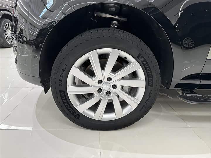 Photo 3 - Land Rover Range Rover