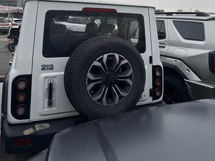 Фото 8 - BAW 212 T01